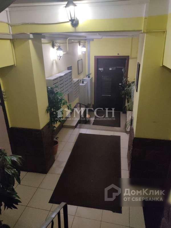EntranceInside