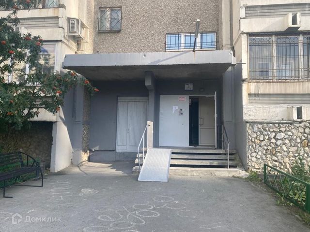 EntranceOutside