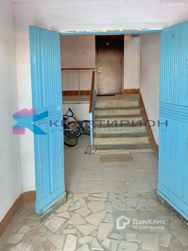 EntranceInside