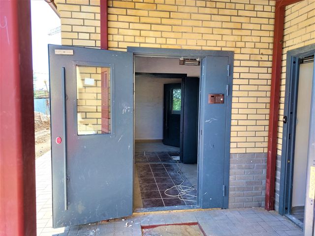 EntranceOutside