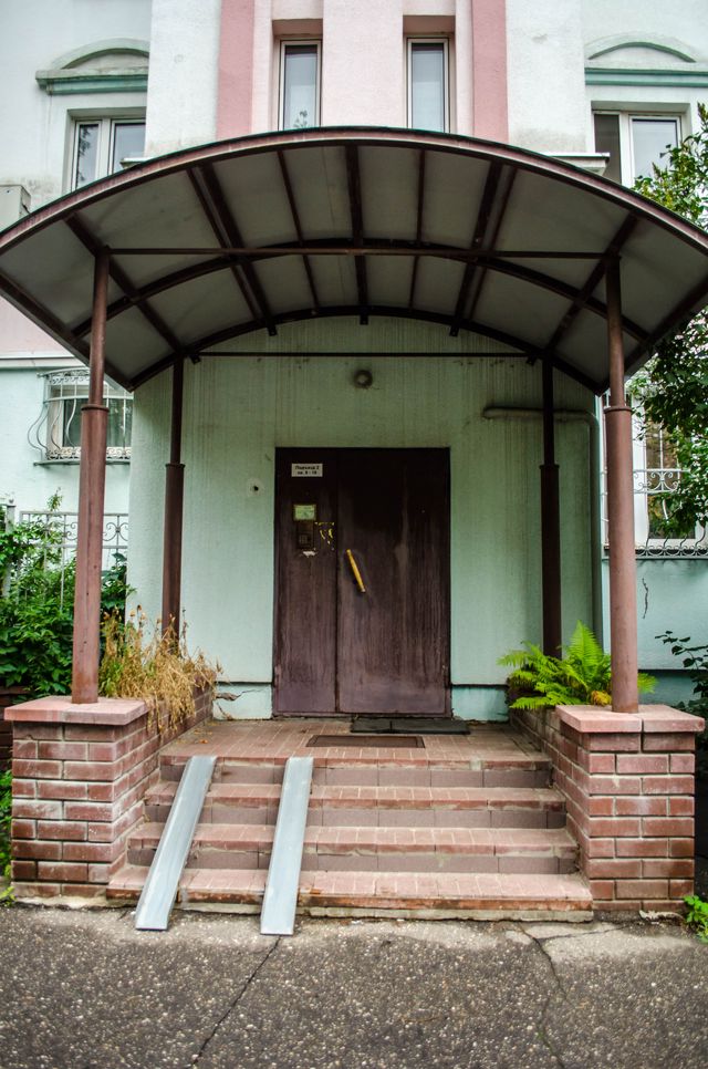 EntranceOutside