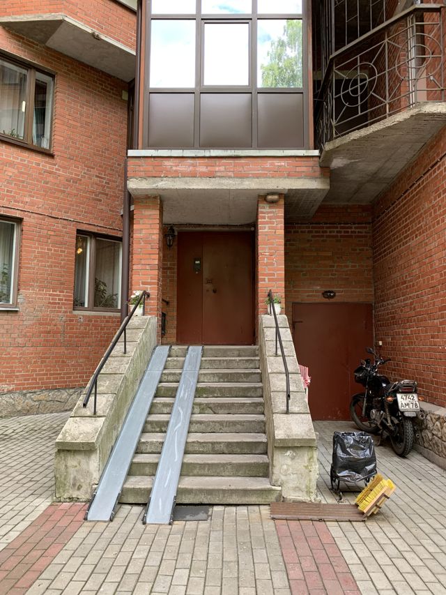 EntranceOutside