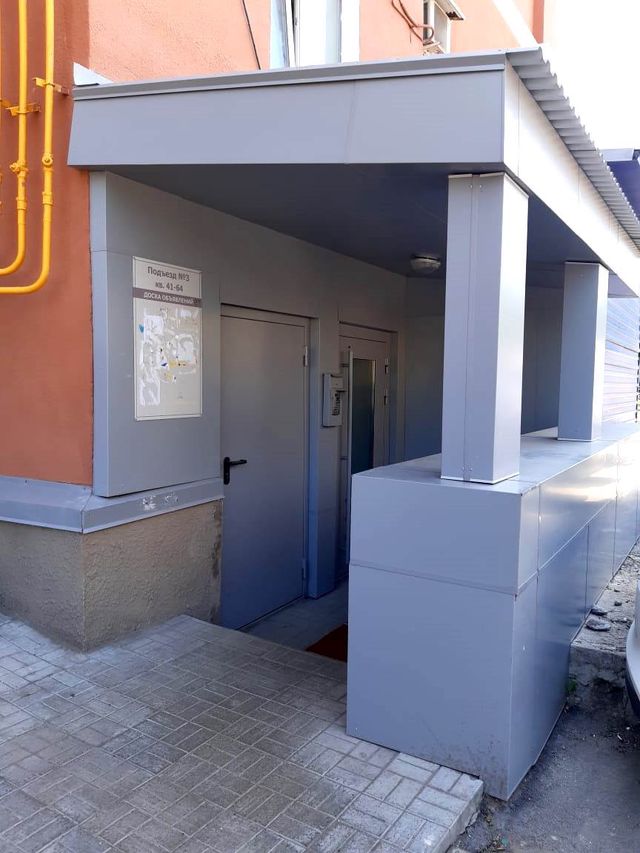 EntranceOutside
