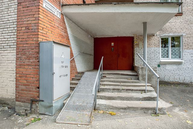 EntranceOutside