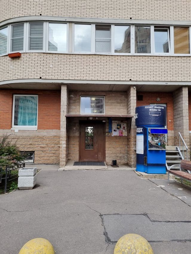 EntranceOutside