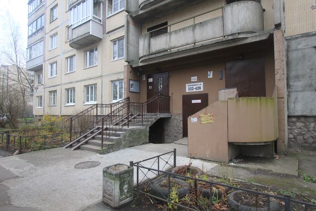 EntranceOutside