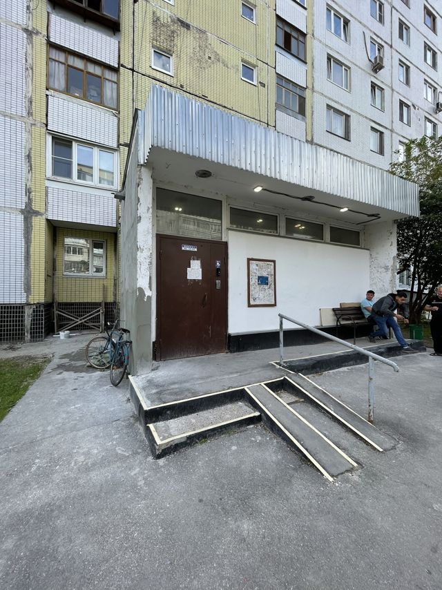 EntranceOutside