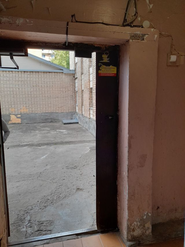 EntranceOutside