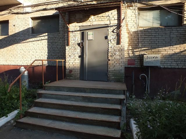 EntranceOutside