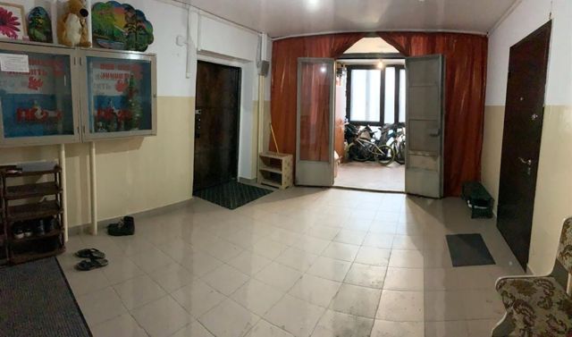 EntranceInside