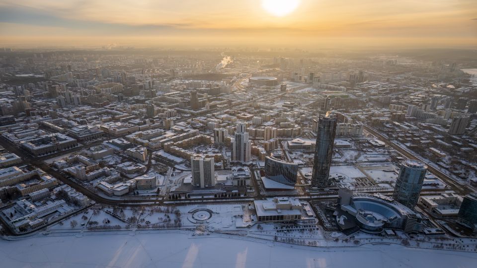 Свыше 187 тысяч человек в России переехали из аварийных домов в новое жилье в 2022 году