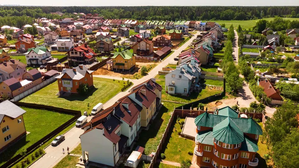 В России появятся правила управления общим имуществом в коттеджных поселках