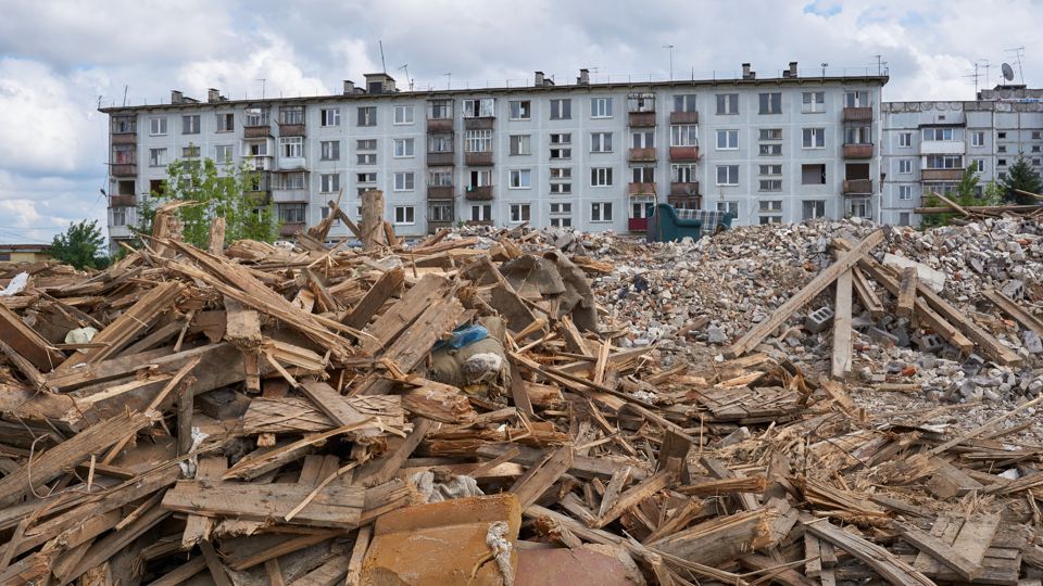 Покупка квартиры в доме под снос: хорошая инвестиция или деньги на ветер