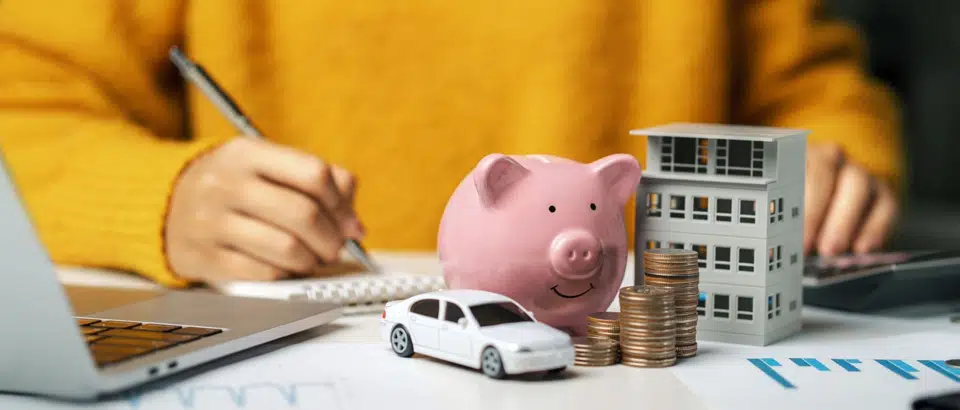 Можно ли покупать недвижимость с долгами по коммуналке