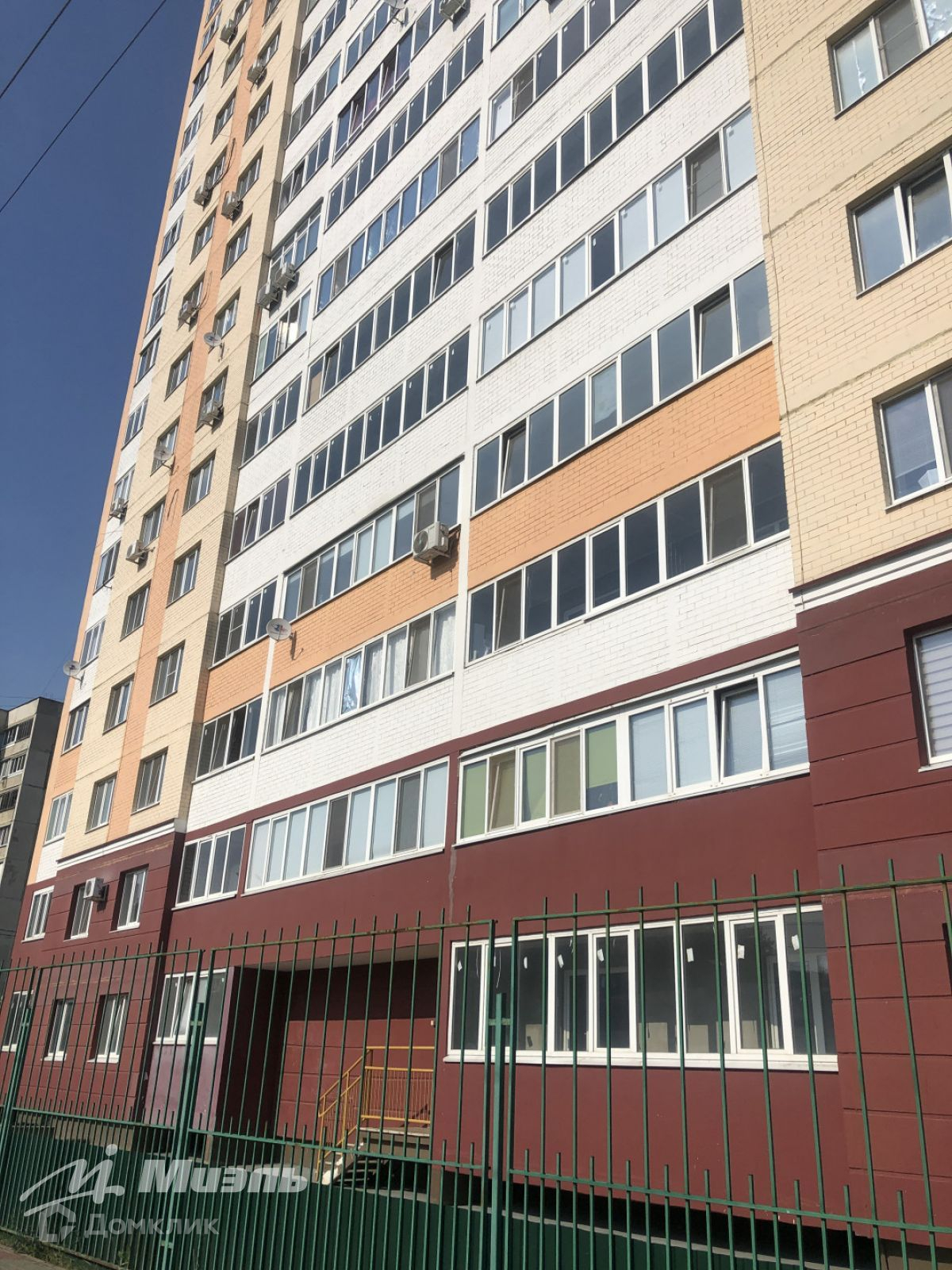 Купить 3-комнатную квартиру, 101.2 м² по адресу Орёл, Речной переулок, 6, 1  этаж за 9 150 000 руб. в Домклик — поиск, проверка, безопасная сделка с  жильем в офисе Сбербанка.