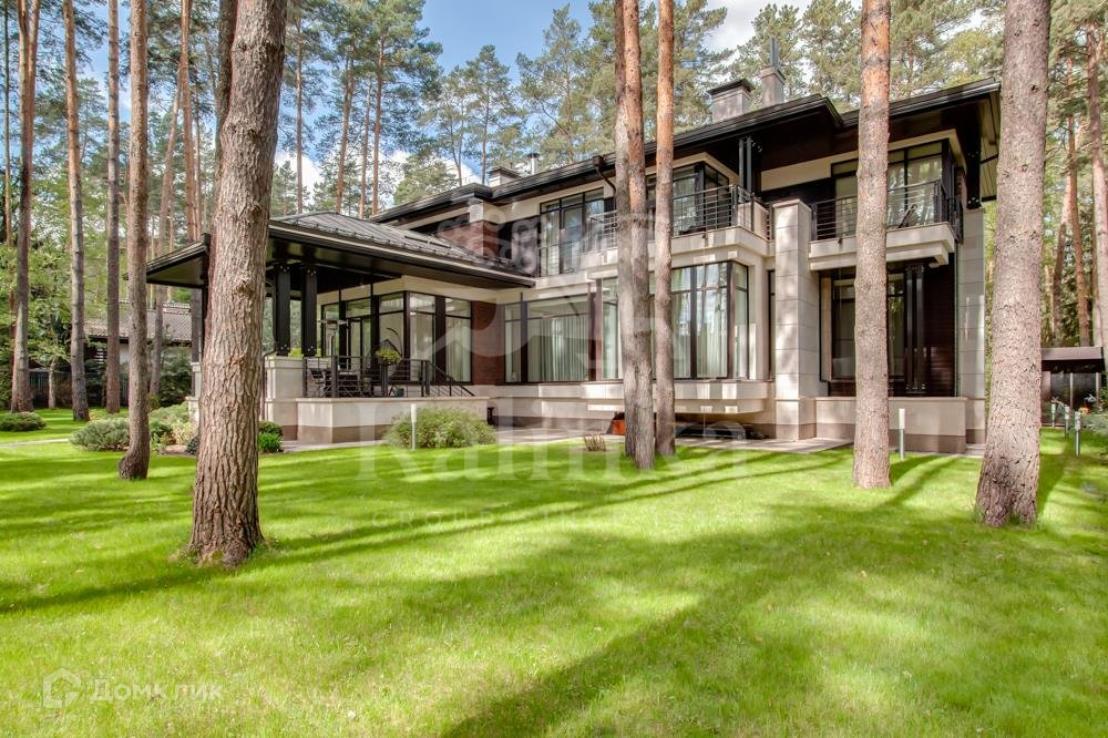 Жк резиденции бенилюкс. Бенилюкс дома. Райт хиллс кп новая рига. Резиденция бенилюкс стеклянный дом. Бенилюкс поселок москва.