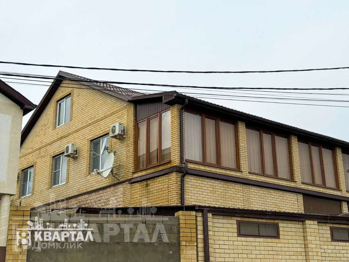 Купить дом, 301.8 м² по адресу Краснодарский край, муниципальное  образование Новороссийск, село Борисовка, Малахитовая улица, 1А за 22 400  000 руб. в Домклик — поиск, проверка, безопасная сделка с жильем в офисе  Сбербанка.