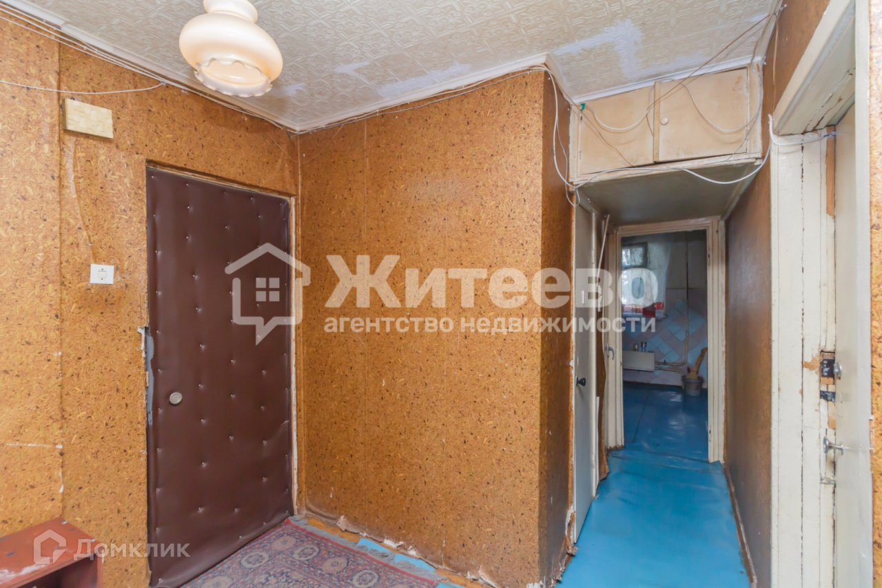 Купить комнату в 4-комн. квартире, 14.6 м² по адресу Челябинск, улица  Суркова, 24, 1 этаж за 460 000 руб. в Домклик — поиск, проверка, безопасная  сделка с жильем в офисе Сбербанка.