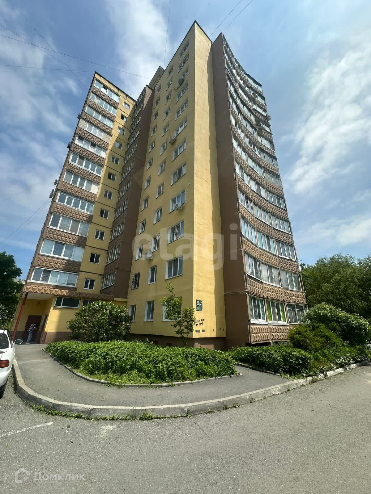 Купить 3-комнатную квартиру, 55.6 м² по адресу Приморский край,  Владивосток, улица Карбышева, 50/2, 7 этаж за 8 900 000 руб. в Домклик —  поиск, проверка, безопасная сделка с жильем в офисе Сбербанка.