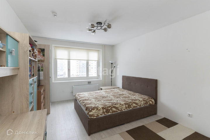 Купить 2-комнатную квартиру, 67.4 м² по адресу Тюмень, улица ...