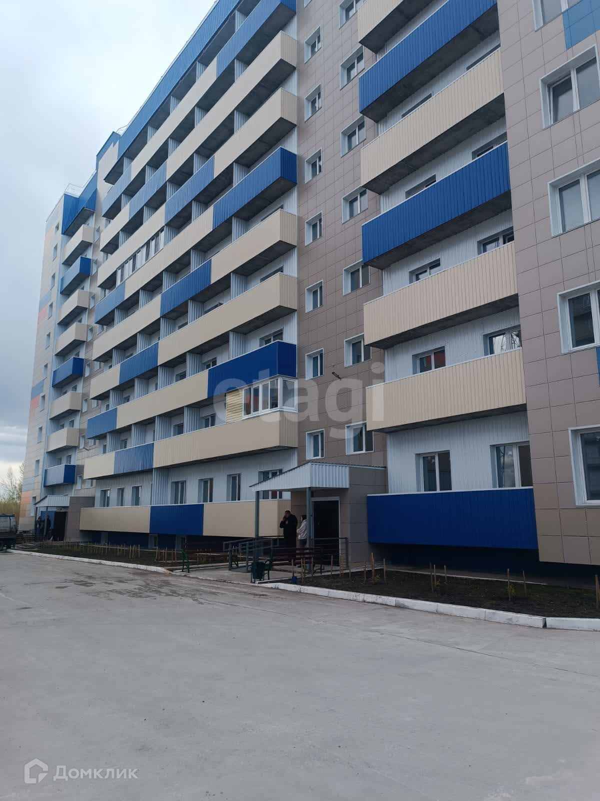 Купить студию, 26.2 м² по адресу Алтайский край, Бийск, улица Михаила  Митрофанова, 2/2, 1 этаж за 2 620 000 руб. в Домклик — поиск, проверка,  безопасная сделка с жильем в офисе Сбербанка.