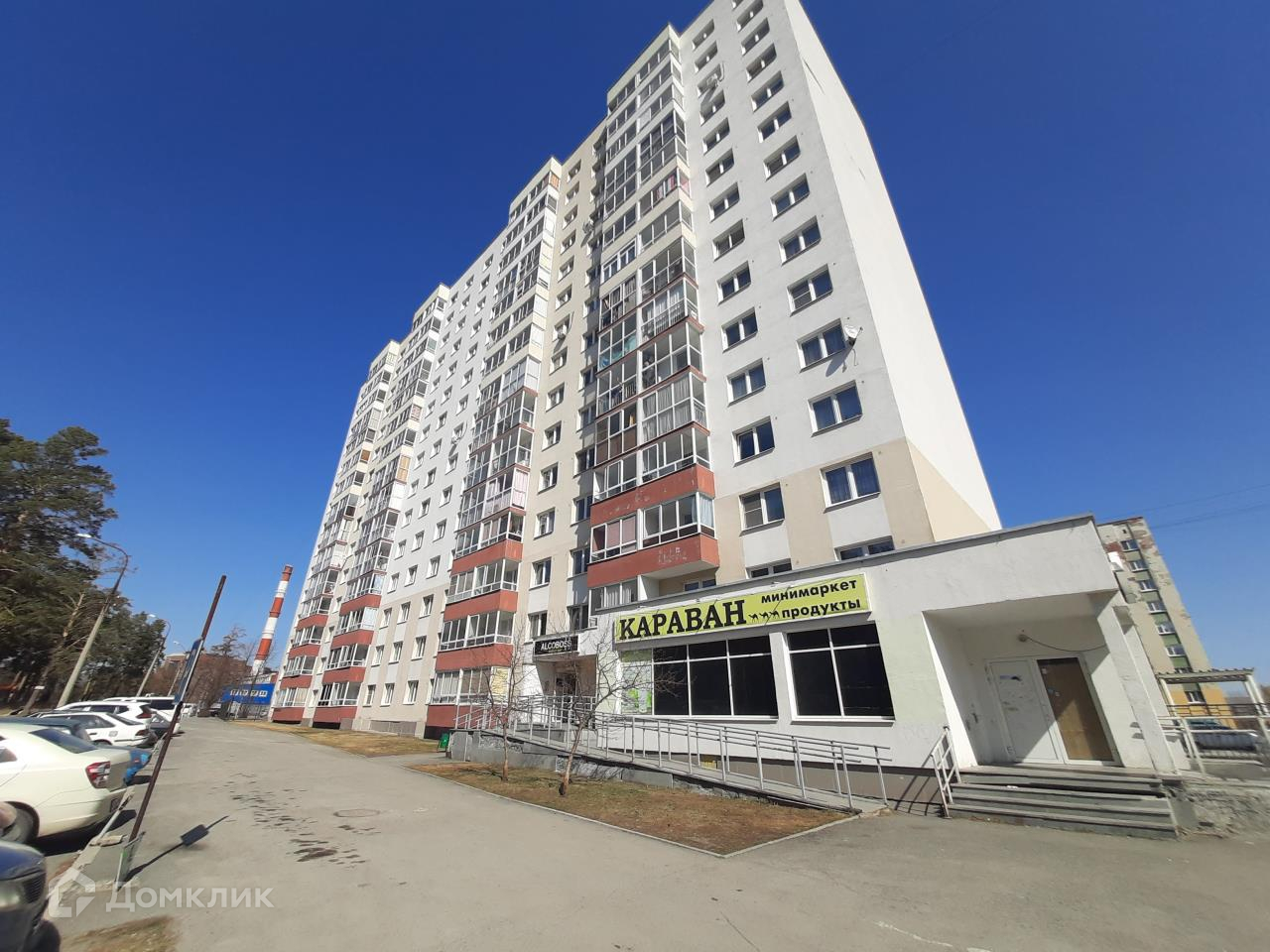 Купить 1-комнатную квартиру, 36 м² по адресу Свердловская область,  Екатеринбург, улица Умельцев, 9А, 7 этаж, метро Чкаловская за 3 400 000  руб. в Домклик — поиск, проверка, безопасная сделка с жильем в офисе  Сбербанка.