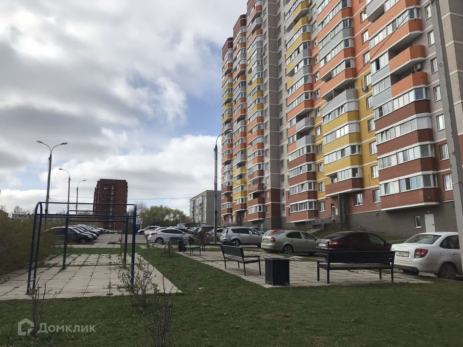 Купить 2-комнатную квартиру, 48 м² по адресу Удмуртская Республика, Ижевск,  проспект Конструктора М.Т. Калашникова, 7, 14 этаж за 3 899 000 руб. в  Домклик — поиск, проверка, безопасная сделка с жильем в офисе Сбербанка.