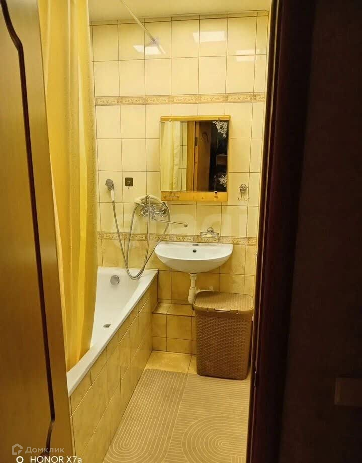 Москва, улица Лётчика Ульянина, 6 - Bild 6