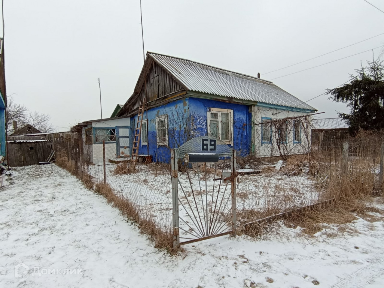 Купить дом, 71 м² по адресу Брянская область, Навлинский район, Бяковское  сельское поселение, село Гремячее, Центральная улица, 1 этаж за 350 000  руб. в Домклик — поиск, проверка, безопасная сделка с жильем в офисе  Сбербанка.