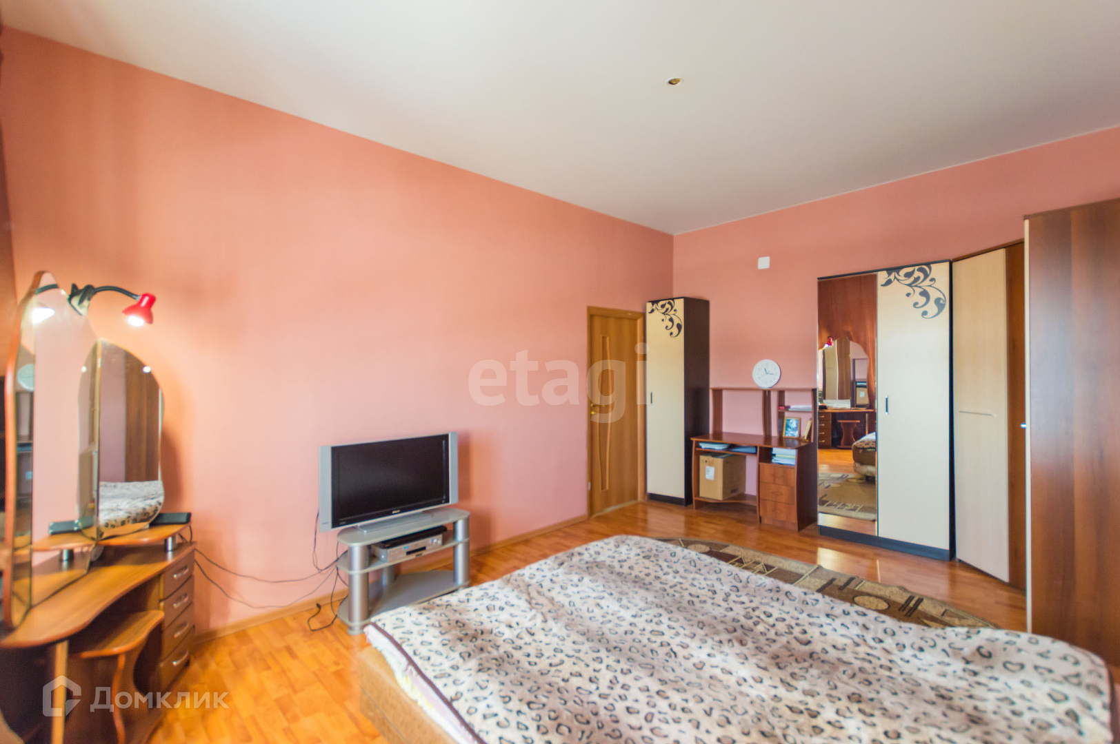 Купить таунхаус, 169 м² по адресу Свердловская область, Екатеринбург, 7 ...