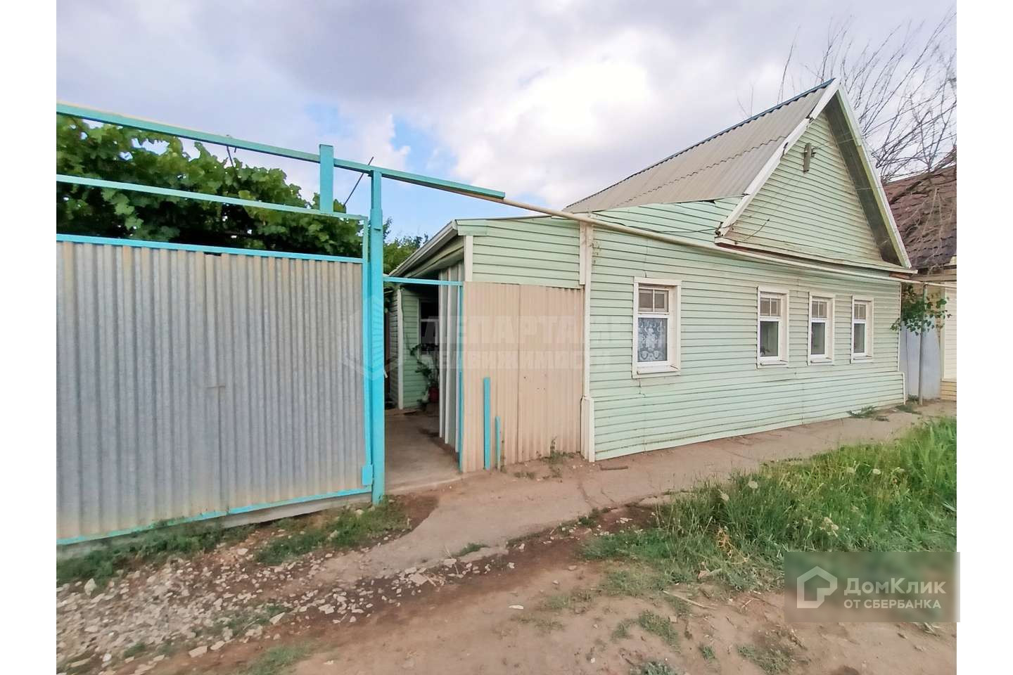 Дом в астрахани 2. Дом в астрахани 2. Дом на 1 сотке земли. Началово астрахань коттедж. Дом краснопитерская 127 астрахань.