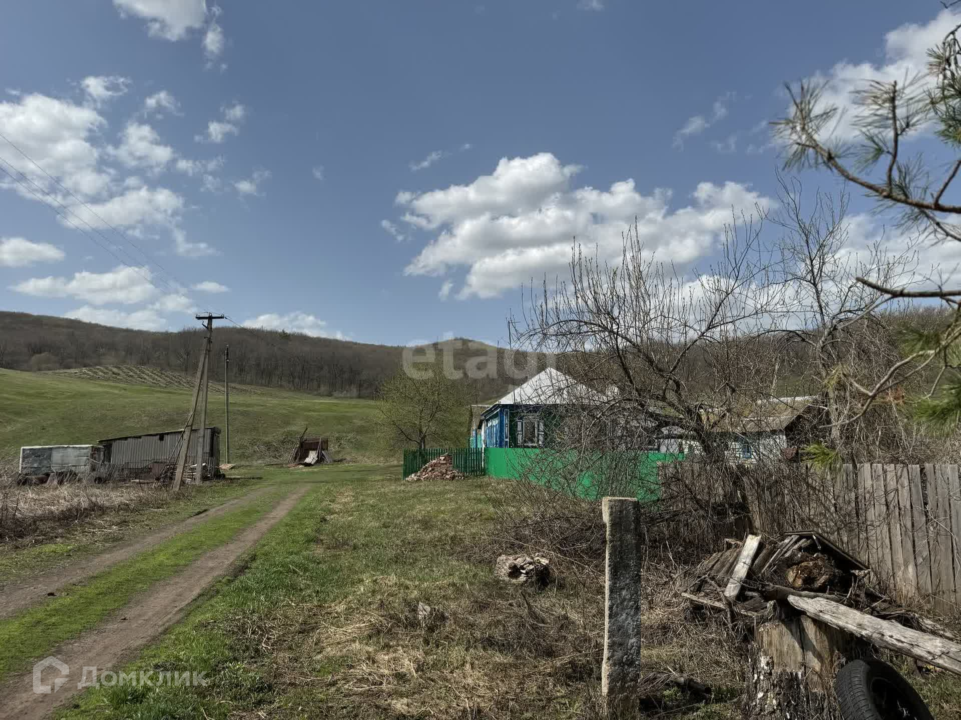 Купить дом, 15 м² по адресу Республика Башкортостан, Мелеузовский район,  село Воскресенское, улица Воровского за 200 000 руб. в Домклик — поиск,  проверка, безопасная сделка с жильем в офисе Сбербанка.