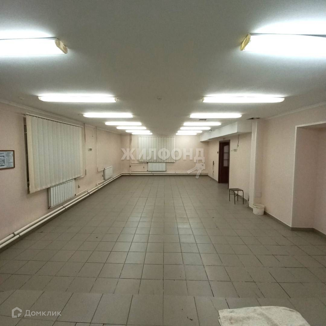 Купить 4-комнатную квартиру, 122.2 м² по адресу Красноярский край, Норильск,  улица Маслова, 6, 1 этаж за 8 000 000 руб. в Домклик — поиск, проверка,  безопасная сделка с жильем в офисе Сбербанка.