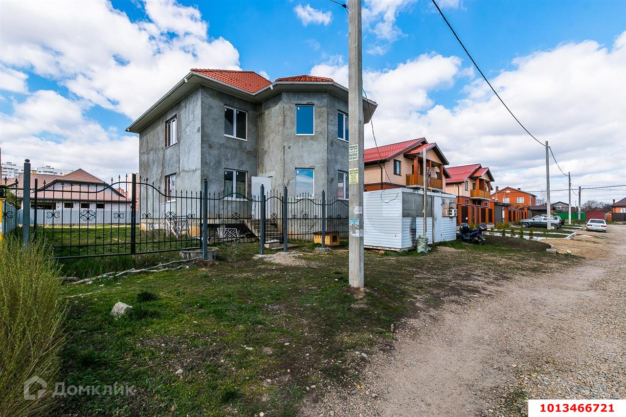 Купить дом, 259.8 м² по адресу Краснодар, микрорайон Плодородный-2,  Алексеевская улица, 45 за 19 490 000 руб. в Домклик — поиск, проверка,  безопасная сделка с жильем в офисе Сбербанка.