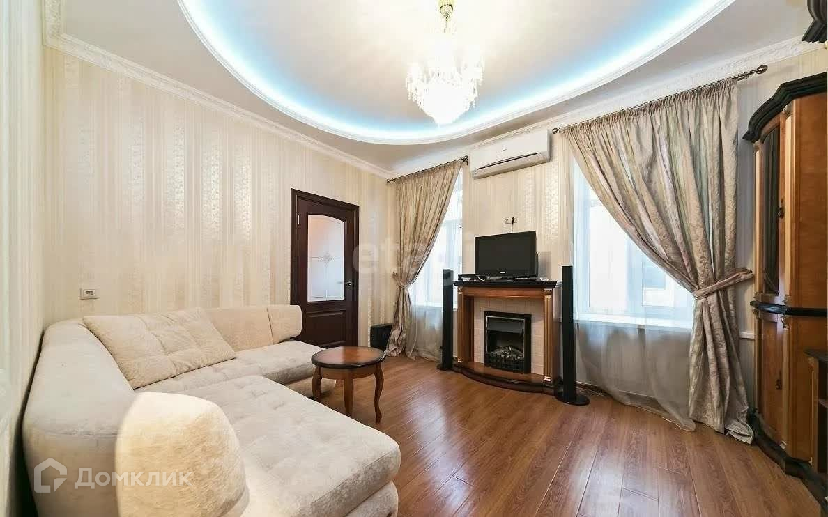 Квартира в москве купить 2 млн. Евроремонт квартиры. Евроремонт двухкомнатной квартиры. Евроремонт в 2 комнатной квартире. Квартира с евроремонтом.