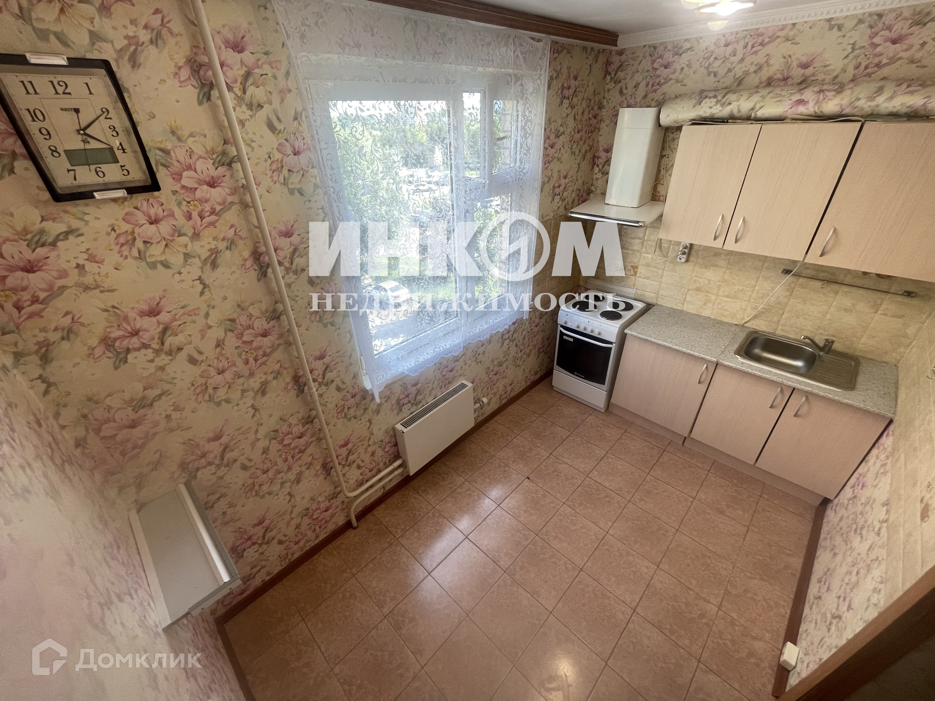 Москва, улица Авиаконструктора Петлякова, 5 – další
