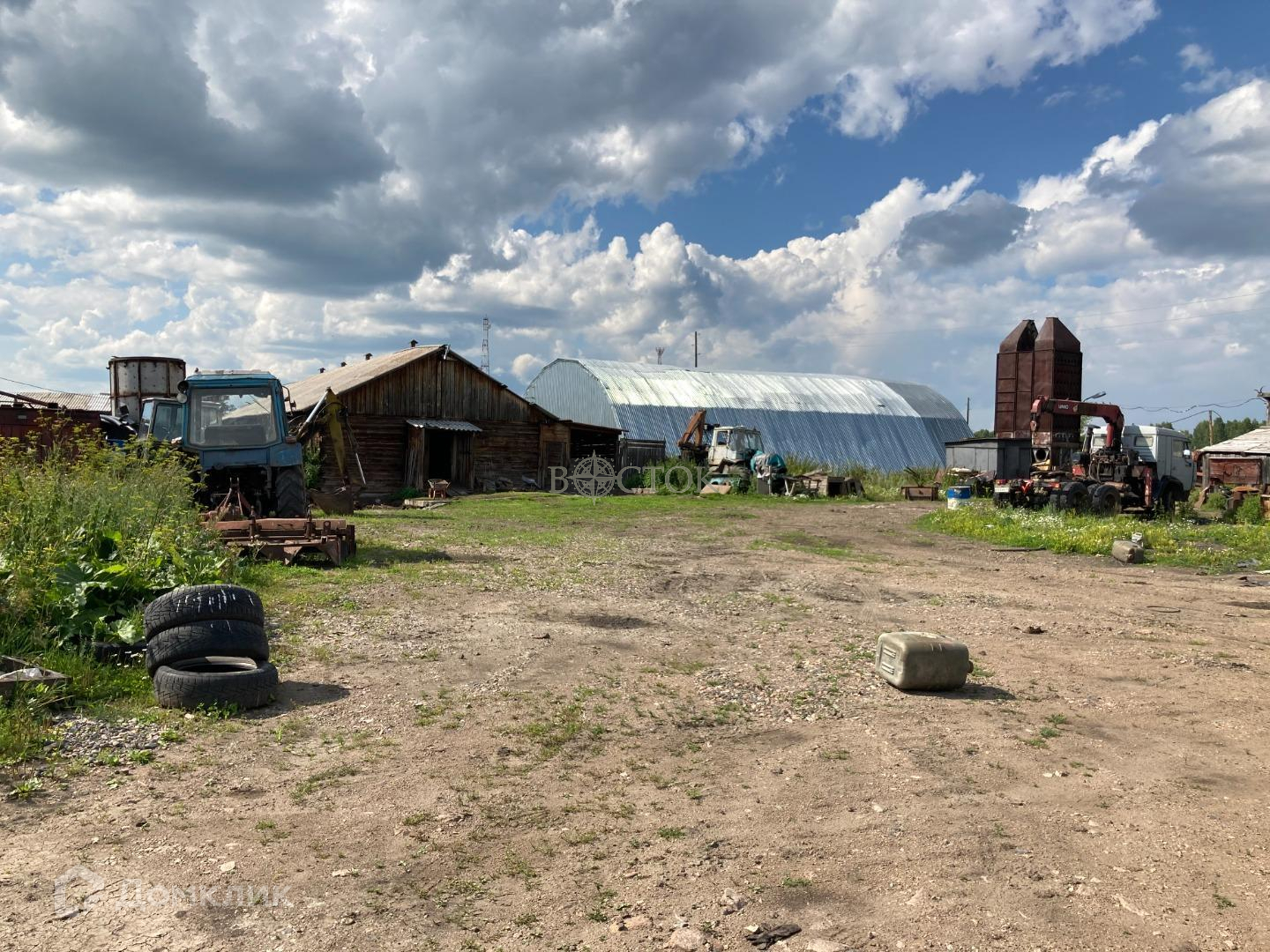 Дом балай. Балай Красноярский край. Балай Красноярский край аэродром. База отдыха Жандат Красноярский.