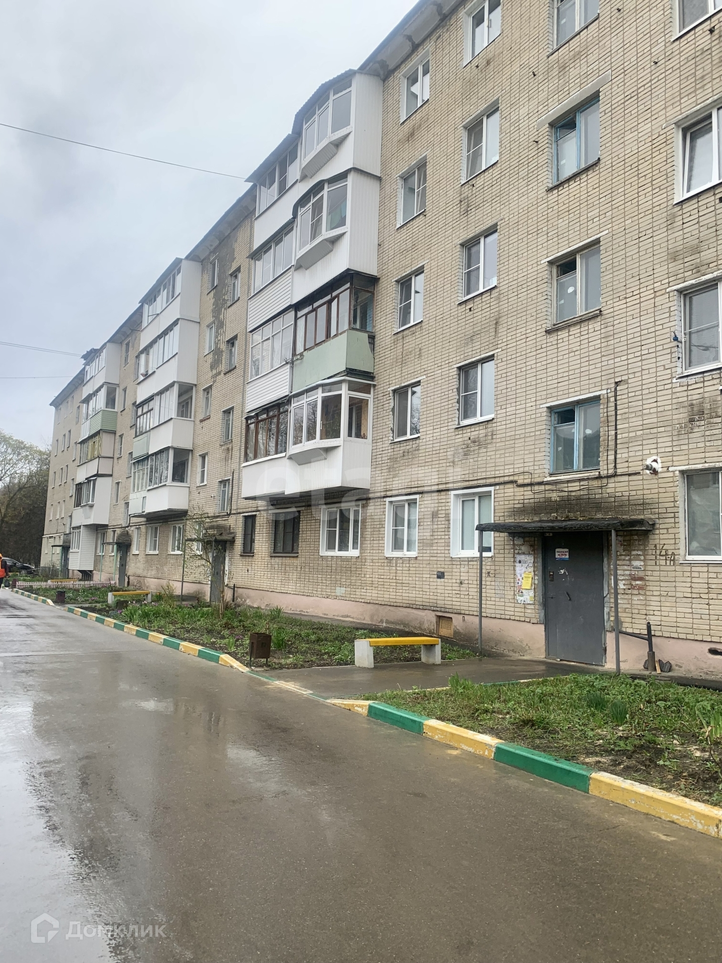 Купить 2-комнатную квартиру, 47.2 м² по адресу Тульская область,  Новомосковск, Донской проезд, 14А, 5 этаж за 2 500 000 руб. в Домклик —  поиск, проверка, безопасная сделка с жильем в офисе Сбербанка.