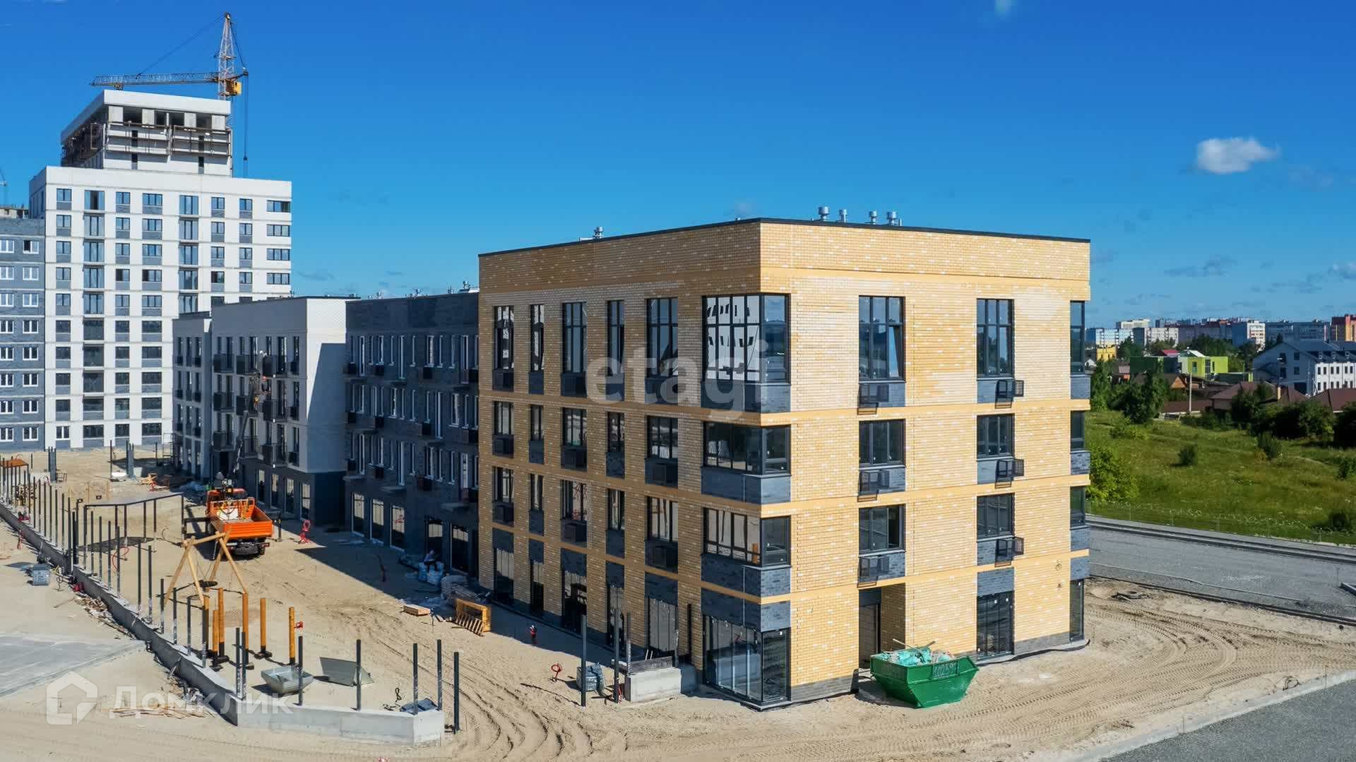 Новоселов 103 Тюмень. Новоселов 103 к 1 школа. Тюмень Новоселов 103 ЖК домашний спортивный.