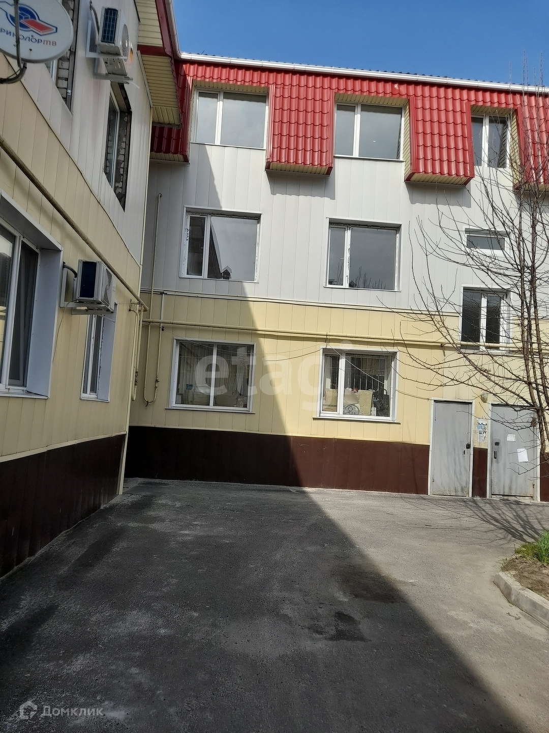 Купить 2-комнатную квартиру, 81.6 м² по адресу Белгородская область,  Короча, улица Дорошенко, 57, 2 этаж за 4 700 000 руб. в Домклик — поиск,  проверка, безопасная сделка с жильем в офисе Сбербанка.