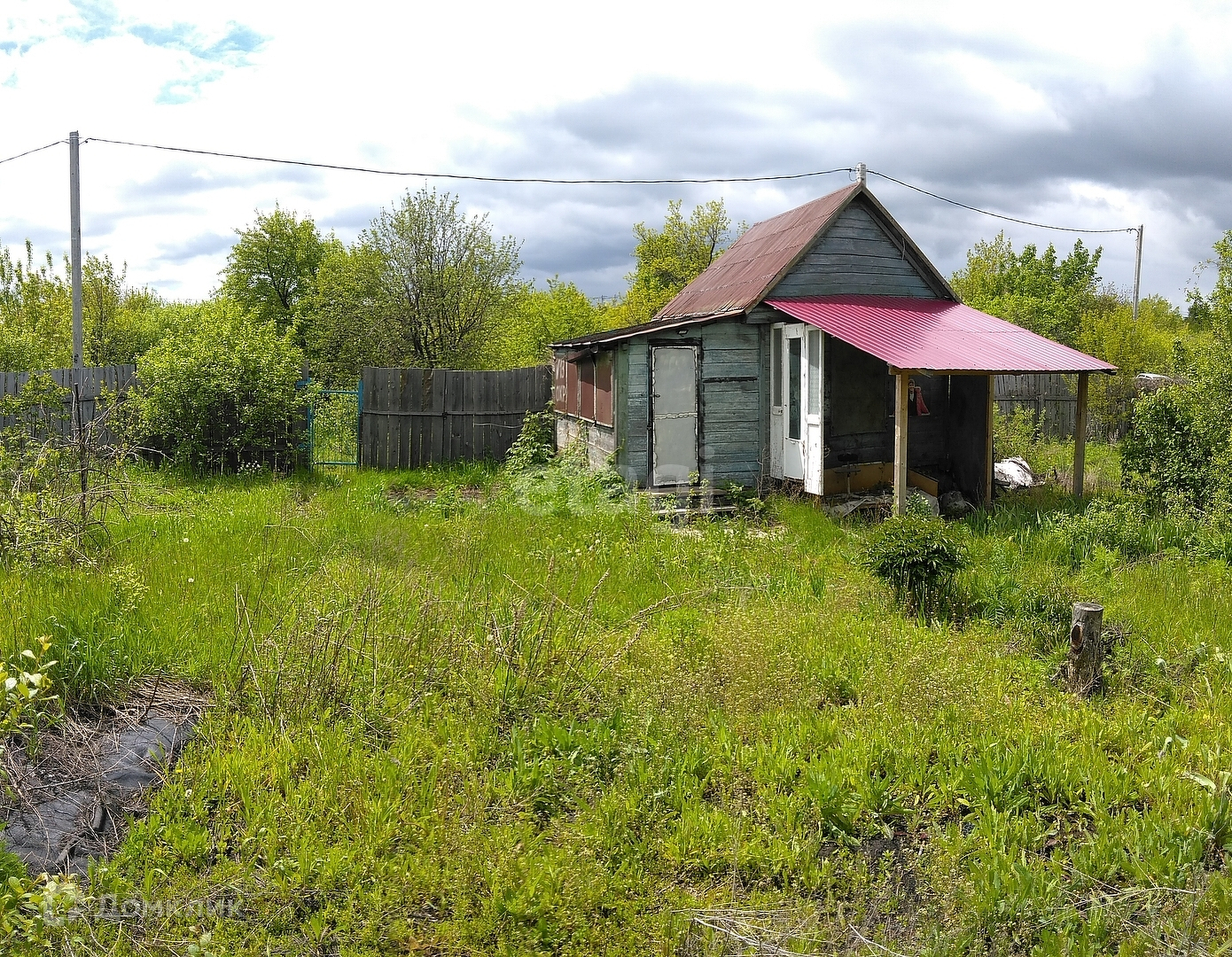 Купить дом, 25 м² по адресу Саратов, СНТ Труд-66 за 350 000 руб. в Домклик  — поиск, проверка, безопасная сделка с жильем в офисе Сбербанка.