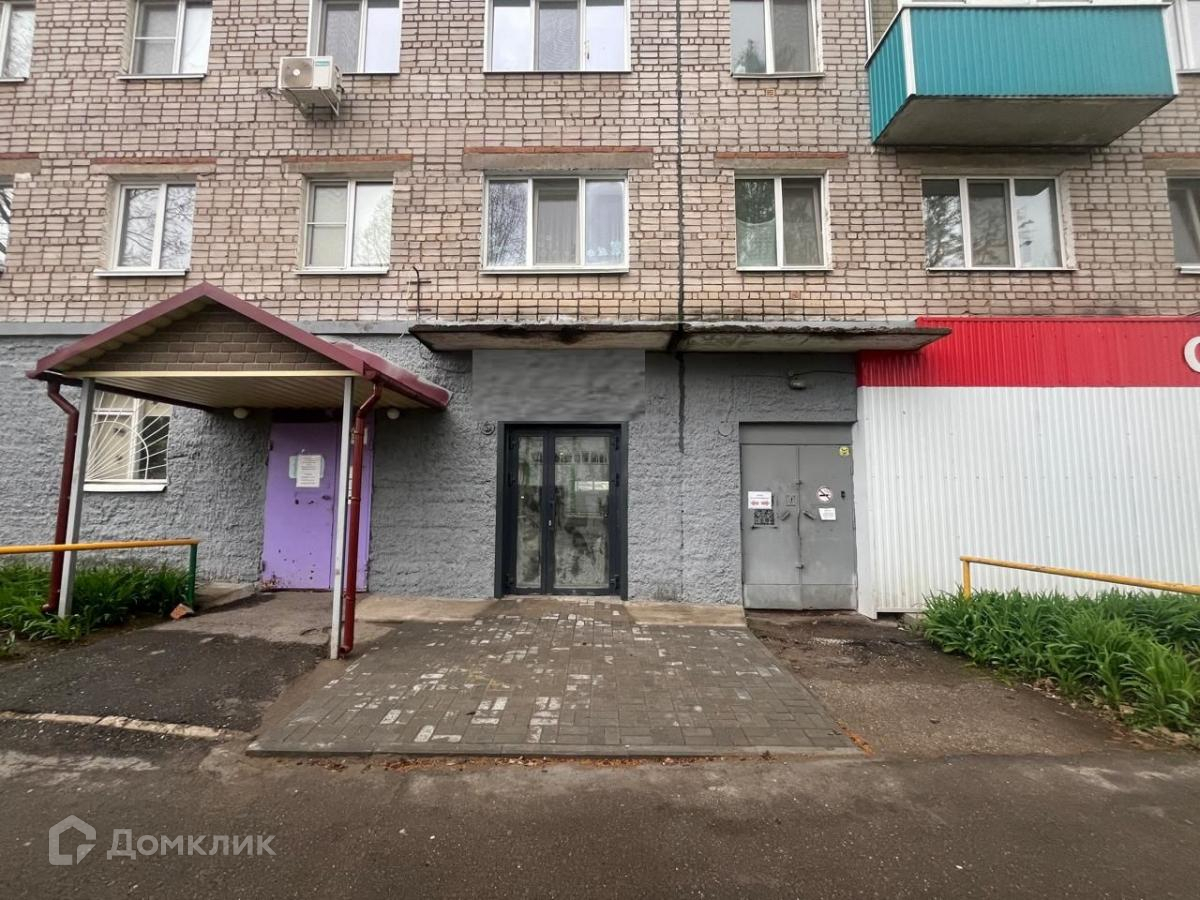 Снять помещение своб. назначения, 108 м² по адресу Удмуртская Республика,  Сарапул, Советская улица, 124, 1 этаж по цене 54 000 руб. в месяц - Домклик  — поиск, проверка, безопасная сделка с недвижимостью в офисе Сбербанка.