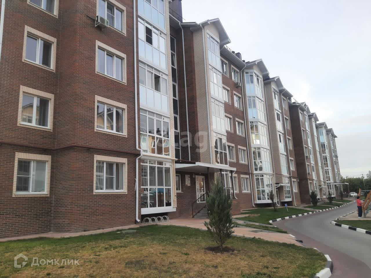 Купить 2-комнатную квартиру, 62.3 м² по адресу Белгородский район,  городское поселение Северный, рабочий посёлок Северный, Парковый переулок,  8, 1 этаж за 7 000 000 руб. в Домклик — поиск, проверка, безопасная сделка  с жильем в офисе Сбербанка.