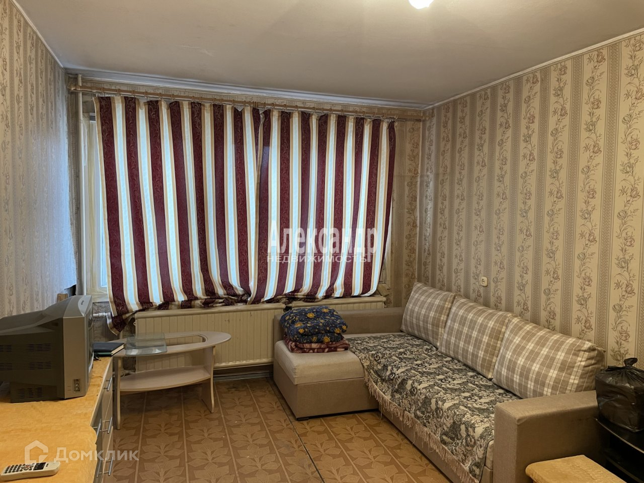 Купить комнату в 4-комн. квартире, 13.5 м² по адресу Санкт-Петербург ...