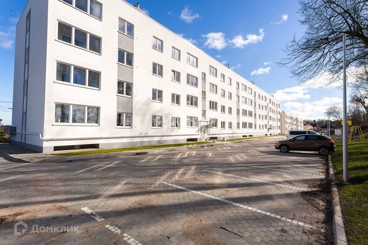 Купить 2-комнатную квартиру, 48.4 м² по адресу Калининградская область,  Гурьевский муниципальный округ, посёлок Орловка, Новая улица, 44, 4 этаж за  3 600 000 руб. в Домклик — поиск, проверка, безопасная сделка с жильем в  офисе Сбербанка.