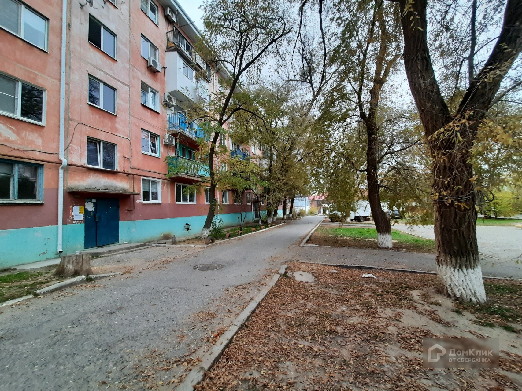 Купить 2-комнатную квартиру, 45.4 м² по адресу Республика Калмыкия, Элиста,  улица Юрия Клыкова, 134, 1 этаж за 2 200 000 руб. в Домклик — поиск,  проверка, безопасная сделка с жильем в офисе Сбербанка.