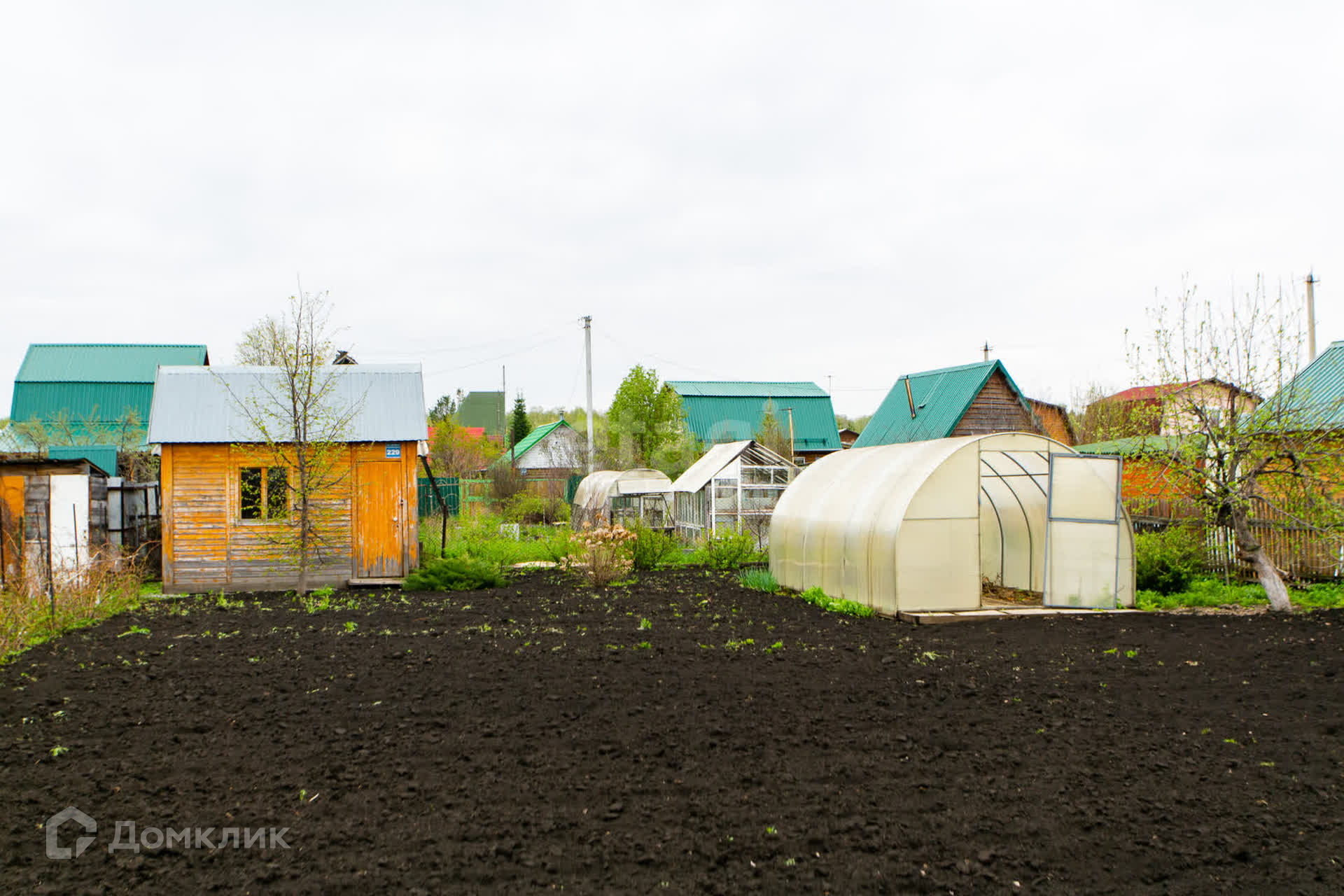 Купить дом, 10 м² по адресу Новосибирск, садовое товарищество Светофор, 229  за 1 450 000 руб. в Домклик — поиск, проверка, безопасная сделка с жильем в  офисе Сбербанка.