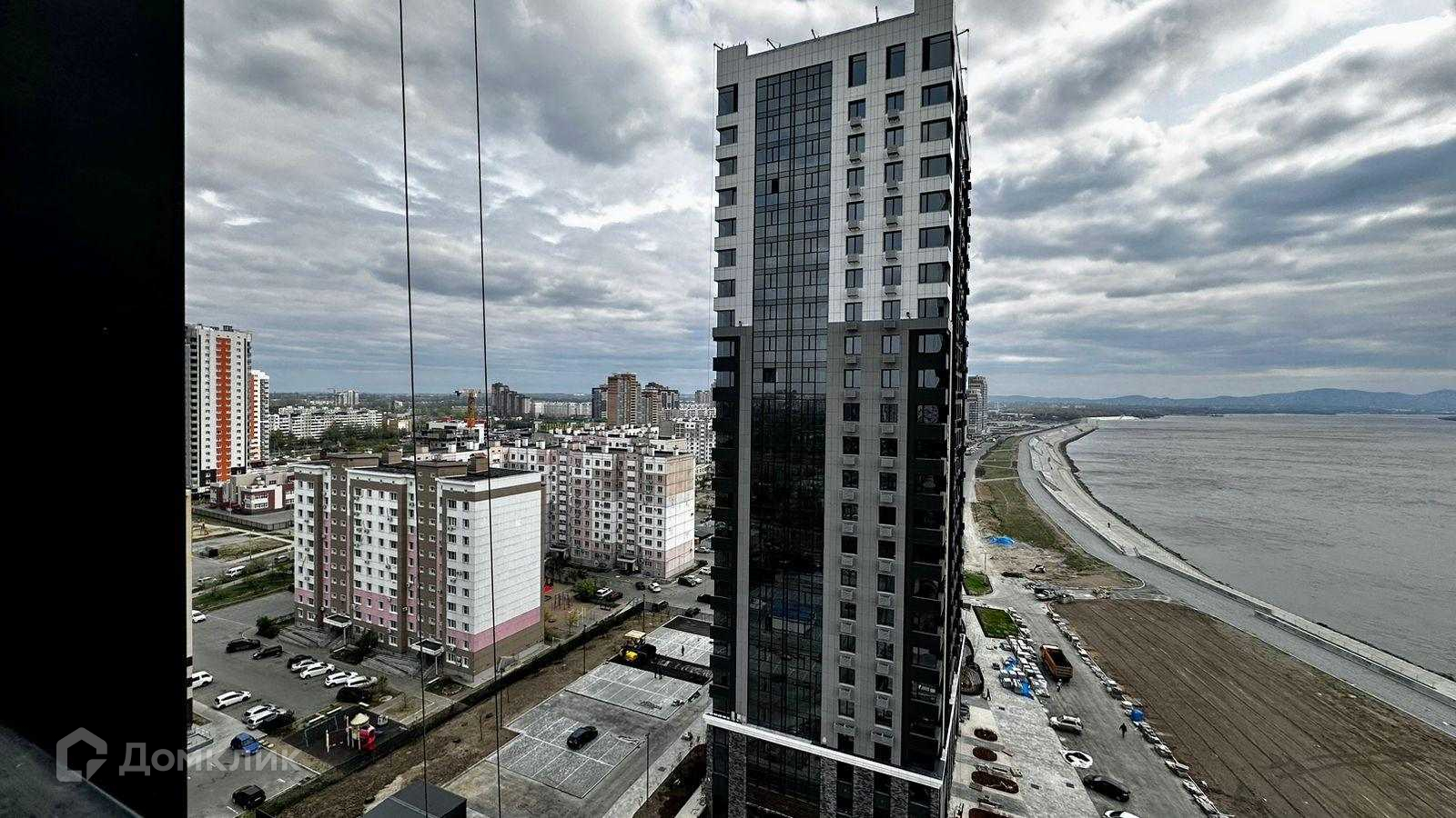 Купить 1-комнатную квартиру, 40.54 м² по адресу Хабаровск, улица  Солженицына, 4, 14 этаж за 10 400 000 руб. в Домклик — поиск, проверка,  безопасная сделка с жильем в офисе Сбербанка.