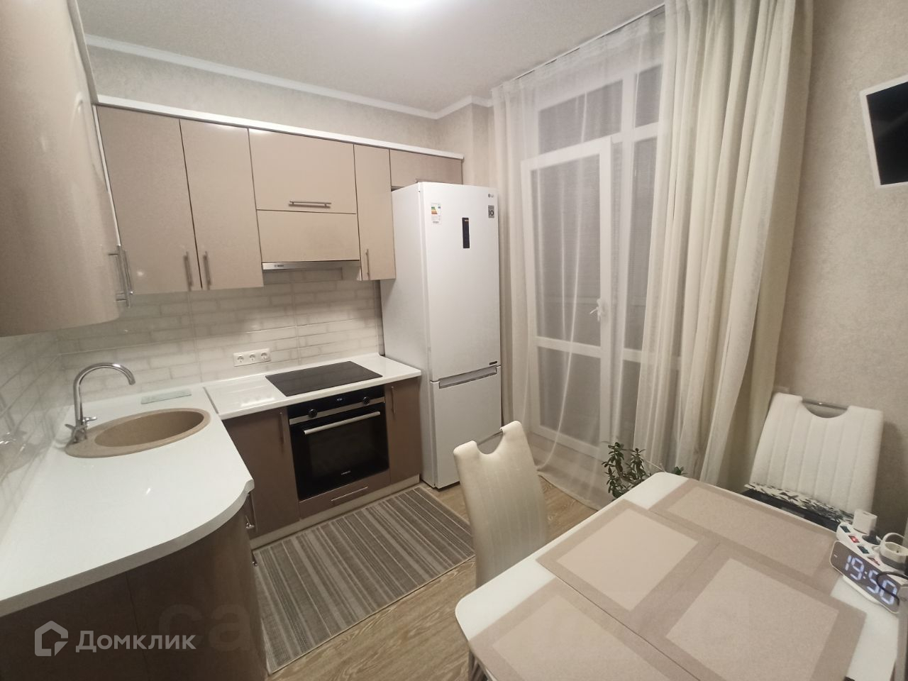 Купить 2-комнатную квартиру, 51.8 м² по адресу Белгород, улица Костюкова,  12А, 4 этаж за 7 100 000 руб. в Домклик — поиск, проверка, безопасная  сделка с жильем в офисе Сбербанка.