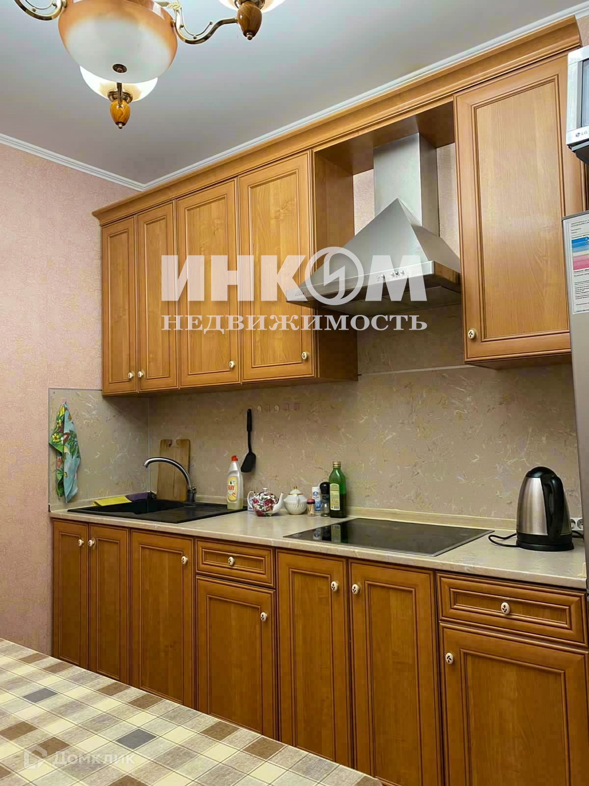 Снять 1-комнатную квартиру, 39 м² по адресу Московская область ...
